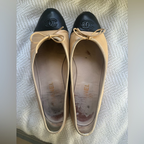 CHANEL Shoes - CHANEL Women's Black and Cream Loafers